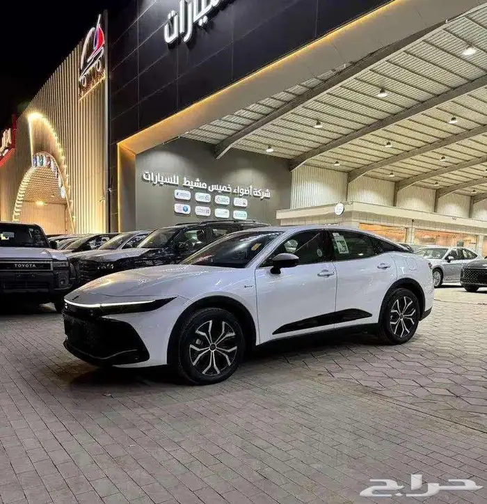 تويوتا كراون بريميوم هايبرد 2025 تقسيط جميع البنوك والشركات 0