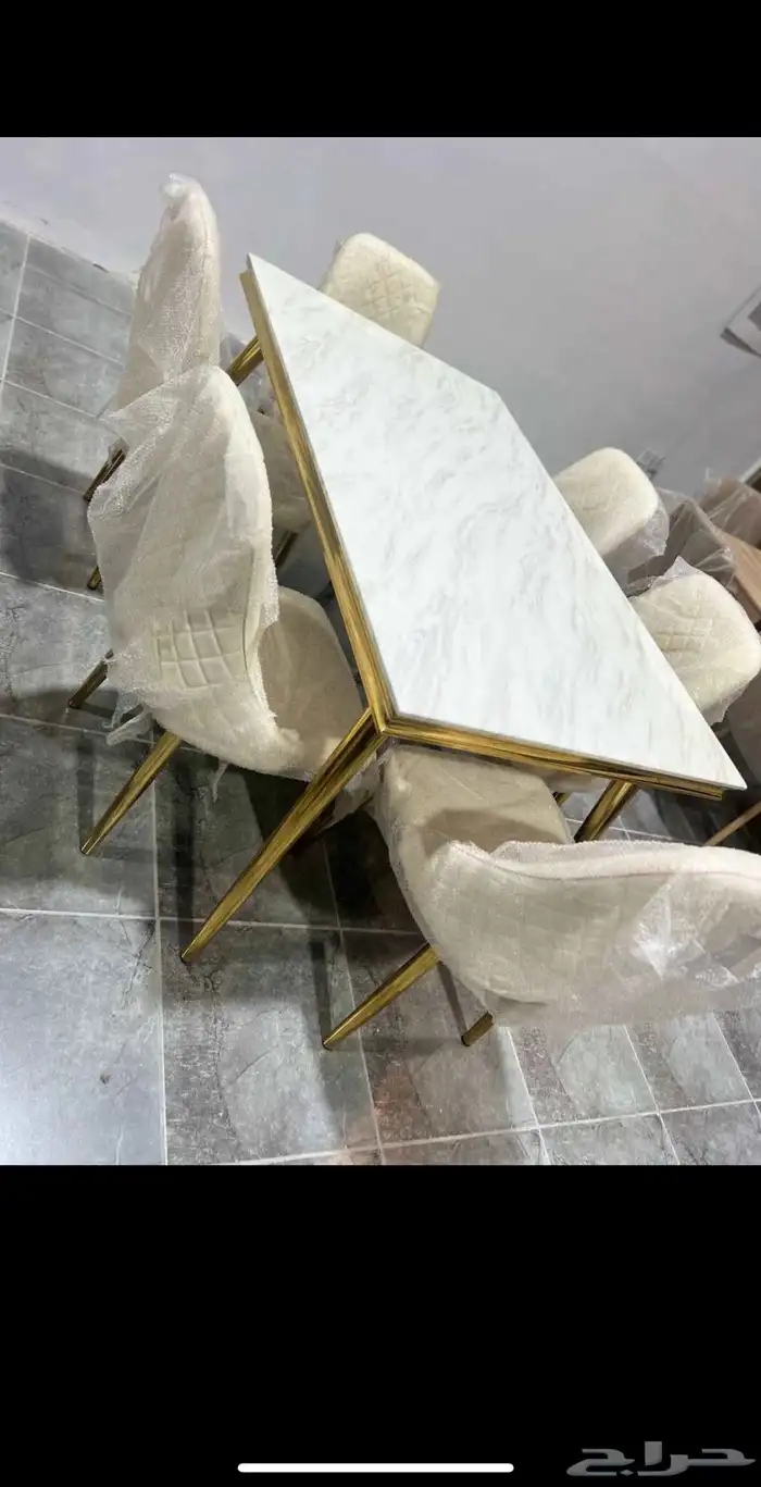 أثاث المكاتب متوفر 24