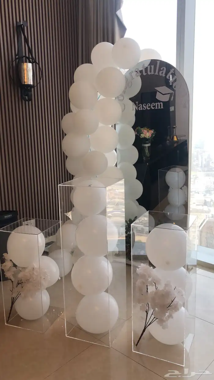 ستاند تخرج بأفضل الاسعار 13
