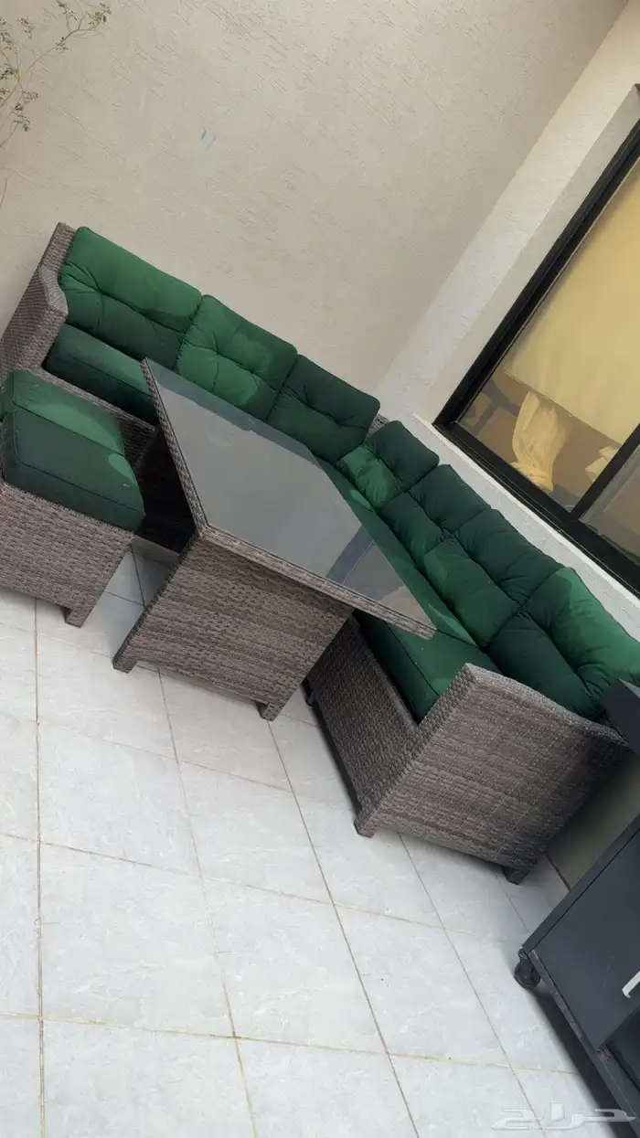 جلسة حديقة بحالة ممتازة للبيع 2