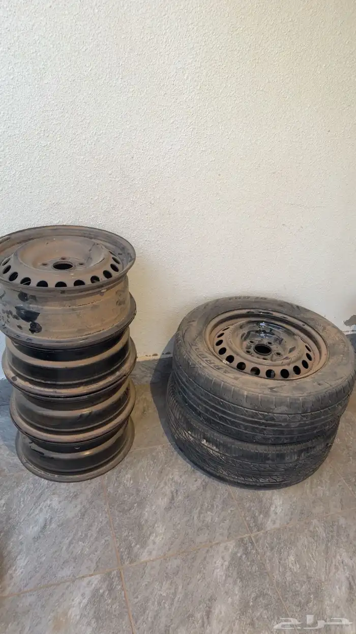 دوكير وجنوط مسجل كامري 2011 0