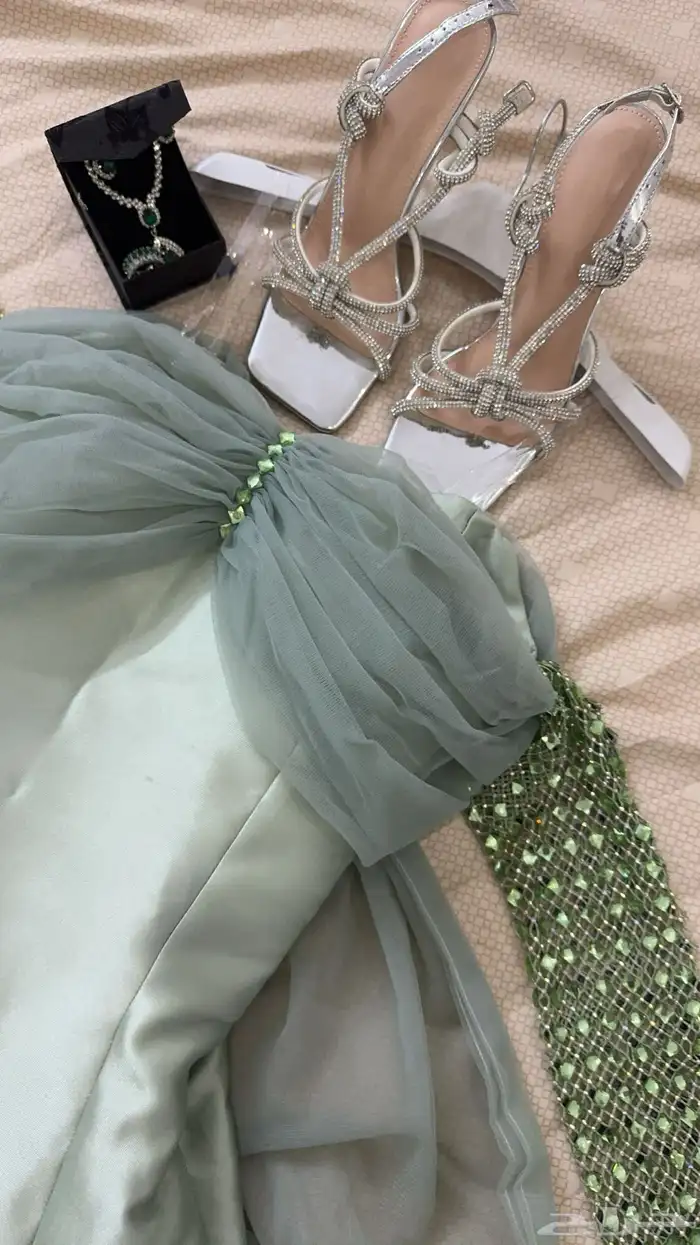 فساتين 2