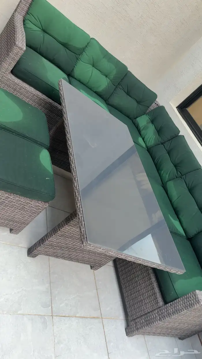 جلسة حديقة بحالة ممتازة للبيع 0