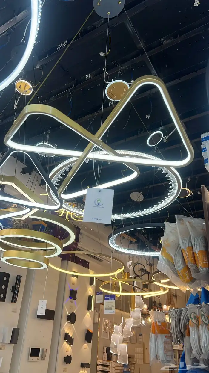 نجف ثريات 21