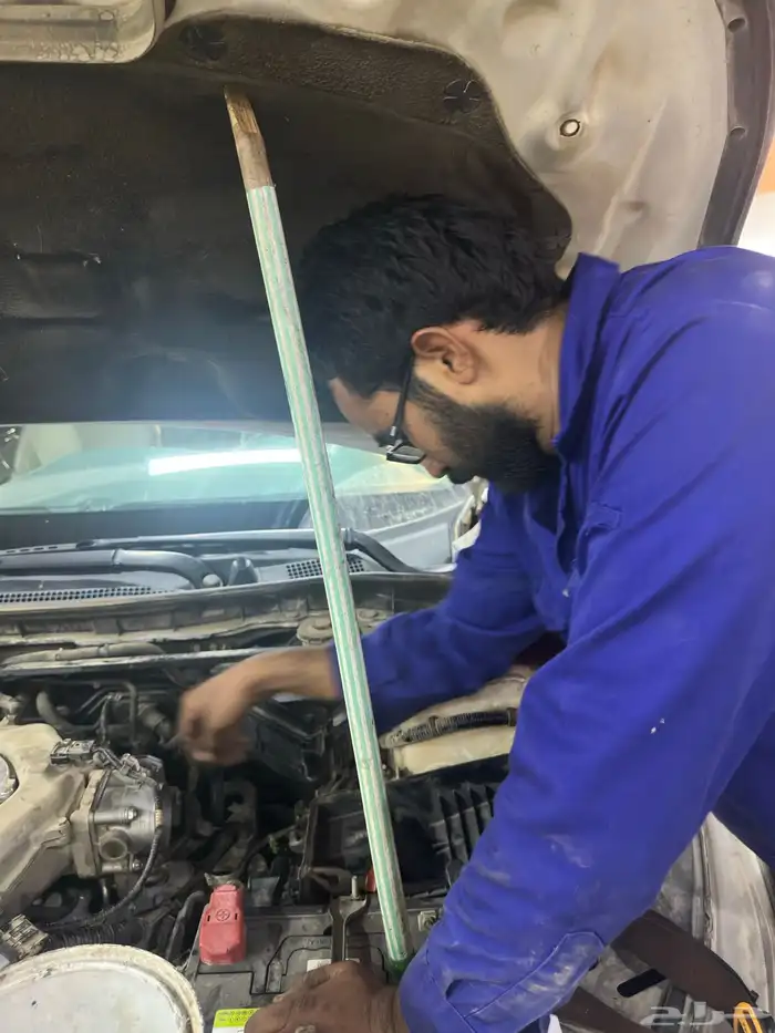 كهربائي وميكانيكي وبرمجة وفريون سيارات تحت اشراف فني سعودي 8