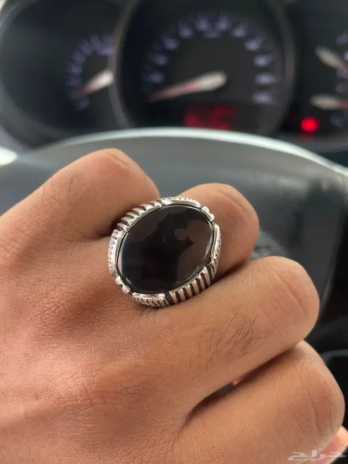 خاتم عقيق يماني طبيعي بصياغة يدوية 2