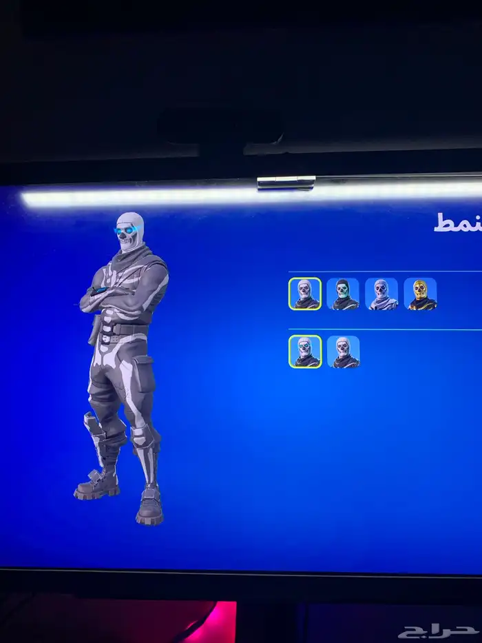 حساب سوني فيه فورت يوزر خماسي اثنين تكرار RGGFI مع ترافيس 10