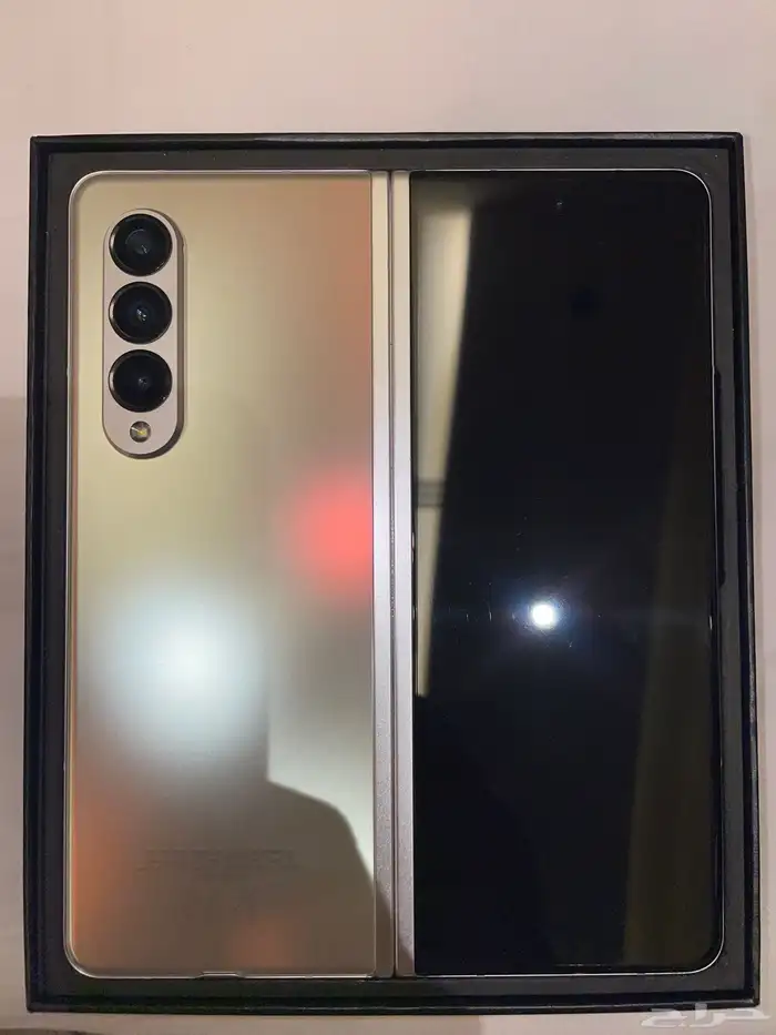 للبيع جلكسي فولد 3 5G  galaxy z fold 3 5G 7