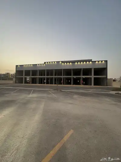 معارض ومكاتب للإيجار   حي تنال الرمال شرق المطار   Commerci 1