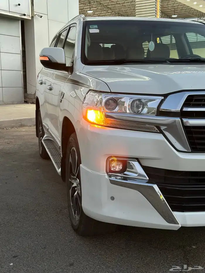 لاندكروزر مديل 2021 VXE محول VXR 21