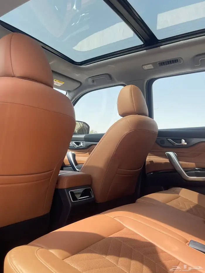 للبيع شانجان CS95 2024 رويال بلاك اديشن 12