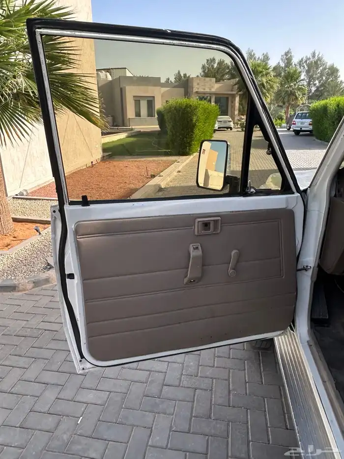 (تم البيع)ربع 2013 18