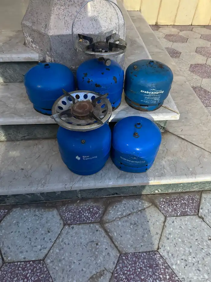للبيع عدد 5 براميل غاز كما موضح بالصوره 3 إيطالي 2 صيني 0