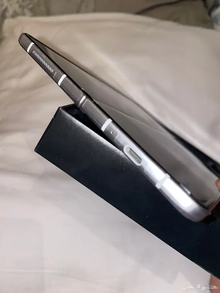 للبيع جلكسي فولد 3 5G  galaxy z fold 3 5G 2