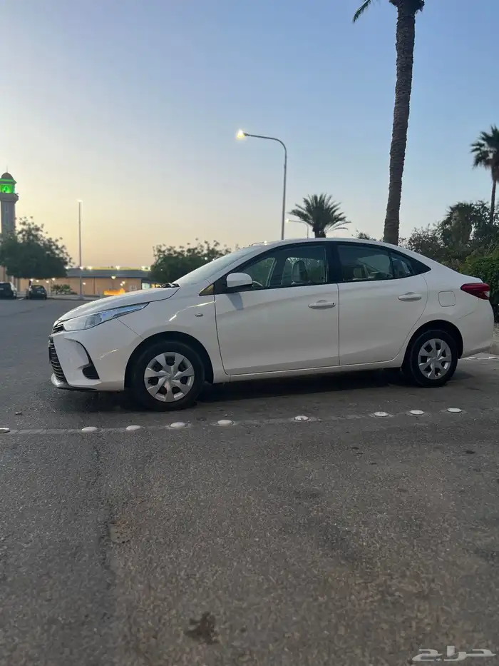 يارس موديل 2021 نظيفه 2