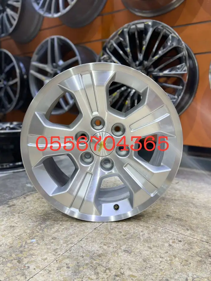 جنوط سلفرادو Z71 مقاس 18 اصلي وكالة موديل 2018 1