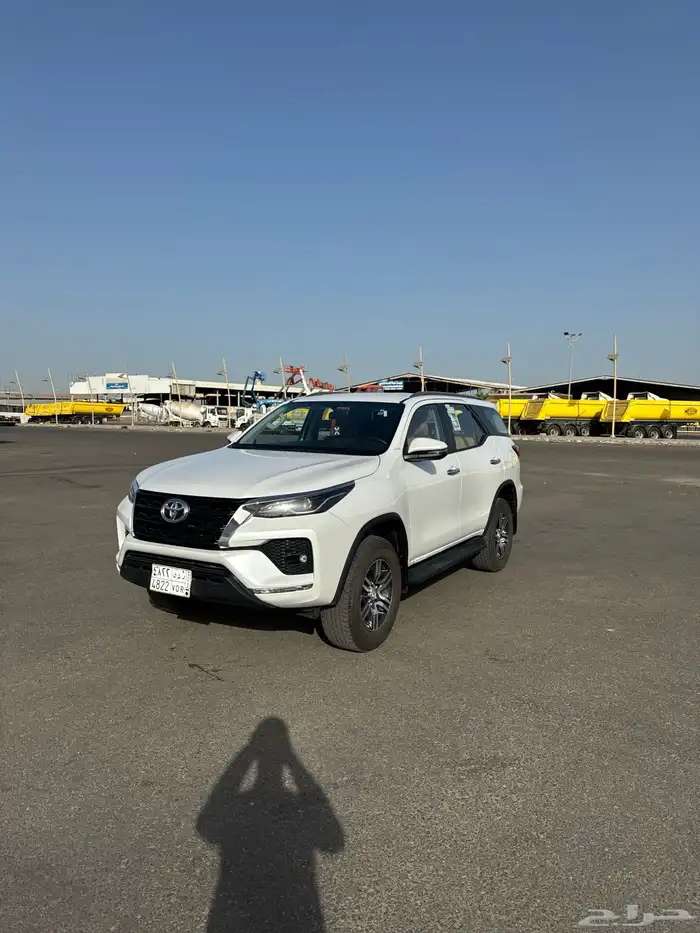 فورتشنر 2023 مخزن VX1 سته سلندر 1