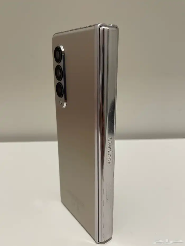 للبيع جلكسي فولد 3 5G  galaxy z fold 3 5G 21
