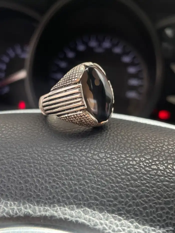 خاتم عقيق يماني طبيعي بصياغة يدوية 0