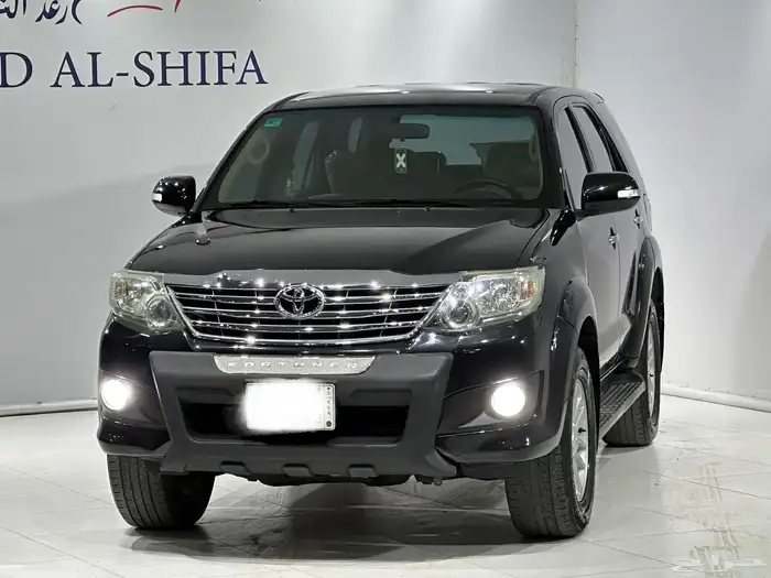 تويوتا فورتشنر 2014 v4 دبل قير عادي 1