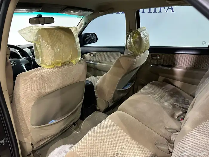 تويوتا فورتشنر 2014 v4 دبل قير عادي 12