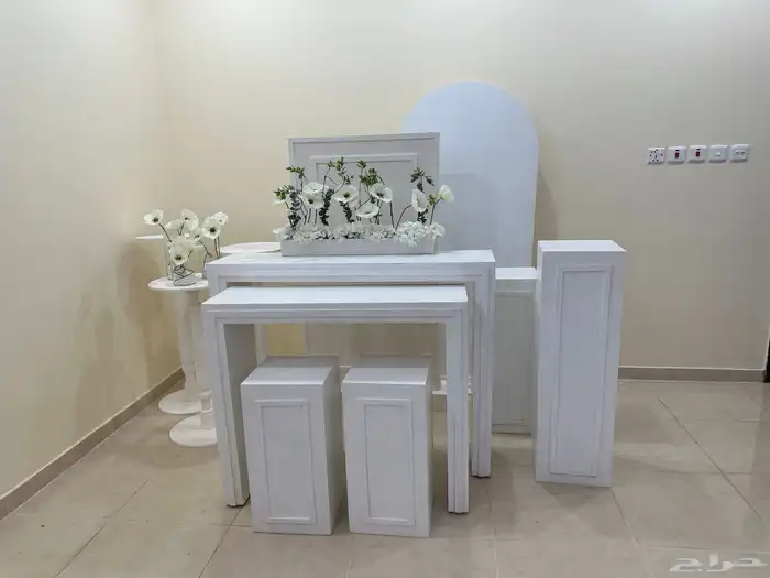 طاولة استقبال - طقم شبكه - كرسي كوشه مع المراكن 0