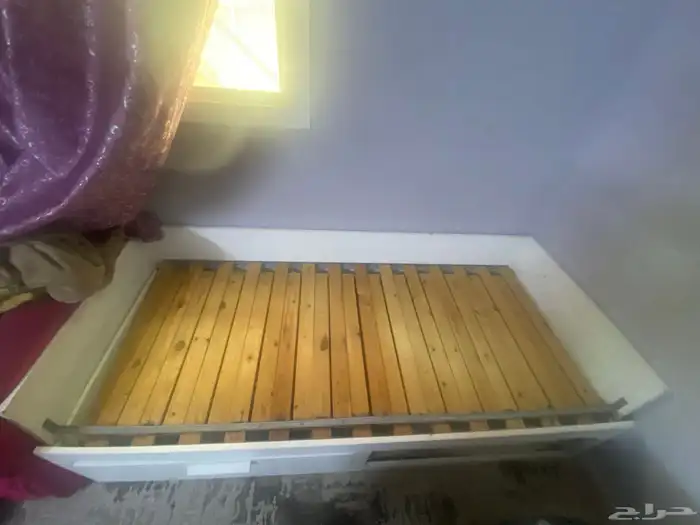 سرير ايكيا 1
