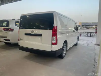 تويوتا باص بضاعة ديزل جير عادي موديل 2025 وارد عبداللطيف 4