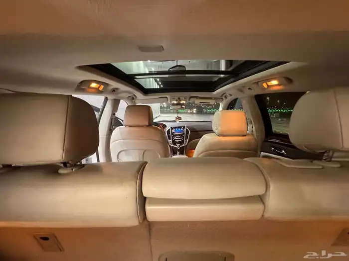 كاديلاك SRX 2013 Cadillac نظيفه بسعر مغري 9