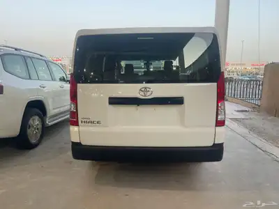 تويوتا باص بضاعة ديزل جير عادي موديل 2025 وارد عبداللطيف 3