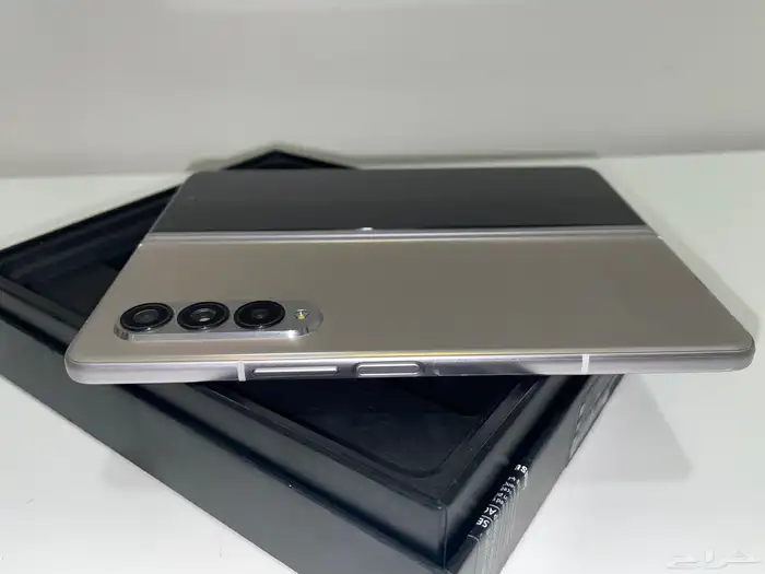 للبيع جلكسي فولد 3 5G  galaxy z fold 3 5G 11