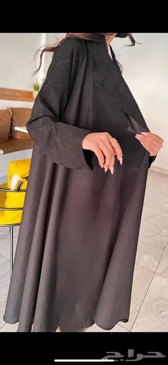 عبايات للبيع الكميه محدودة 0