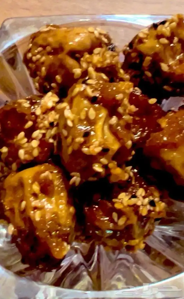 تمر سكري مغمي بالدبس والسمسم وحبة البركه 1