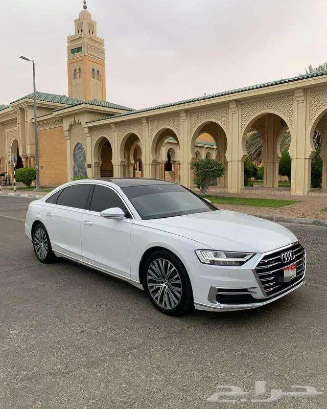 اودي A8 2018 0