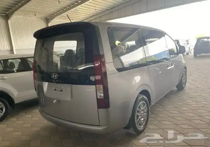 هونداي ستاريا ديزل 11 راكب سعودي 2025 13