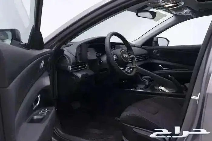 هيونداى النترا سمارت و كمفورت 2025 6