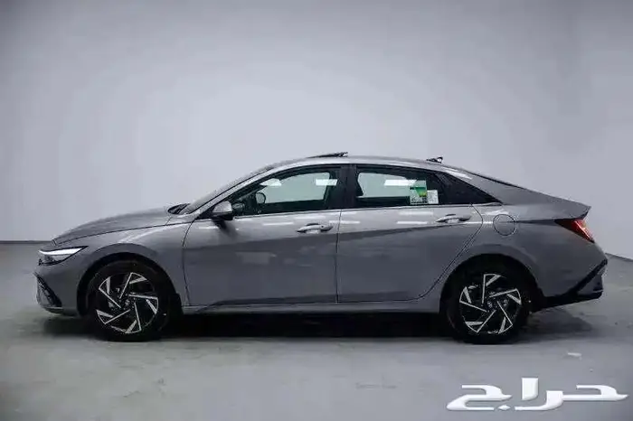 هيونداى النترا سمارت و كمفورت 2025 4
