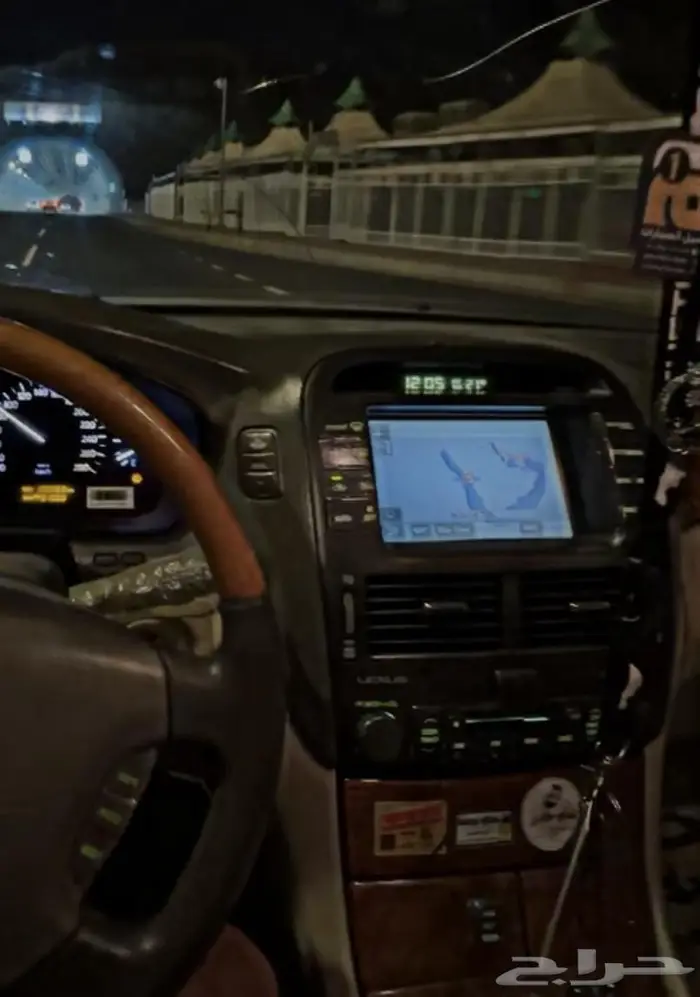 للبيع شاشة لكزس LS430 2006 2