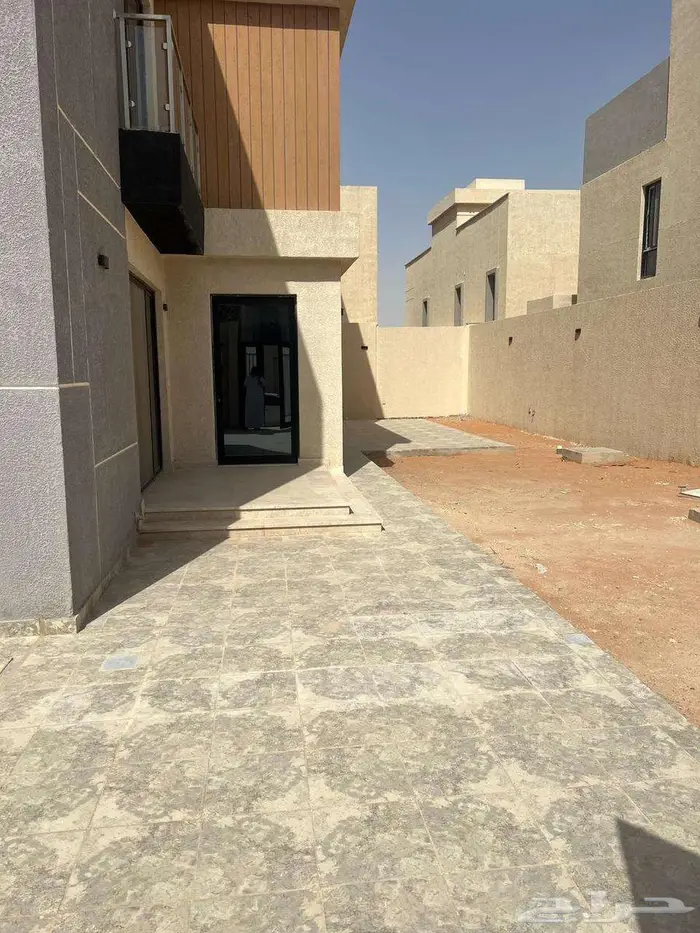 فيلا للإيجار - الجنادرية المشرقية 0