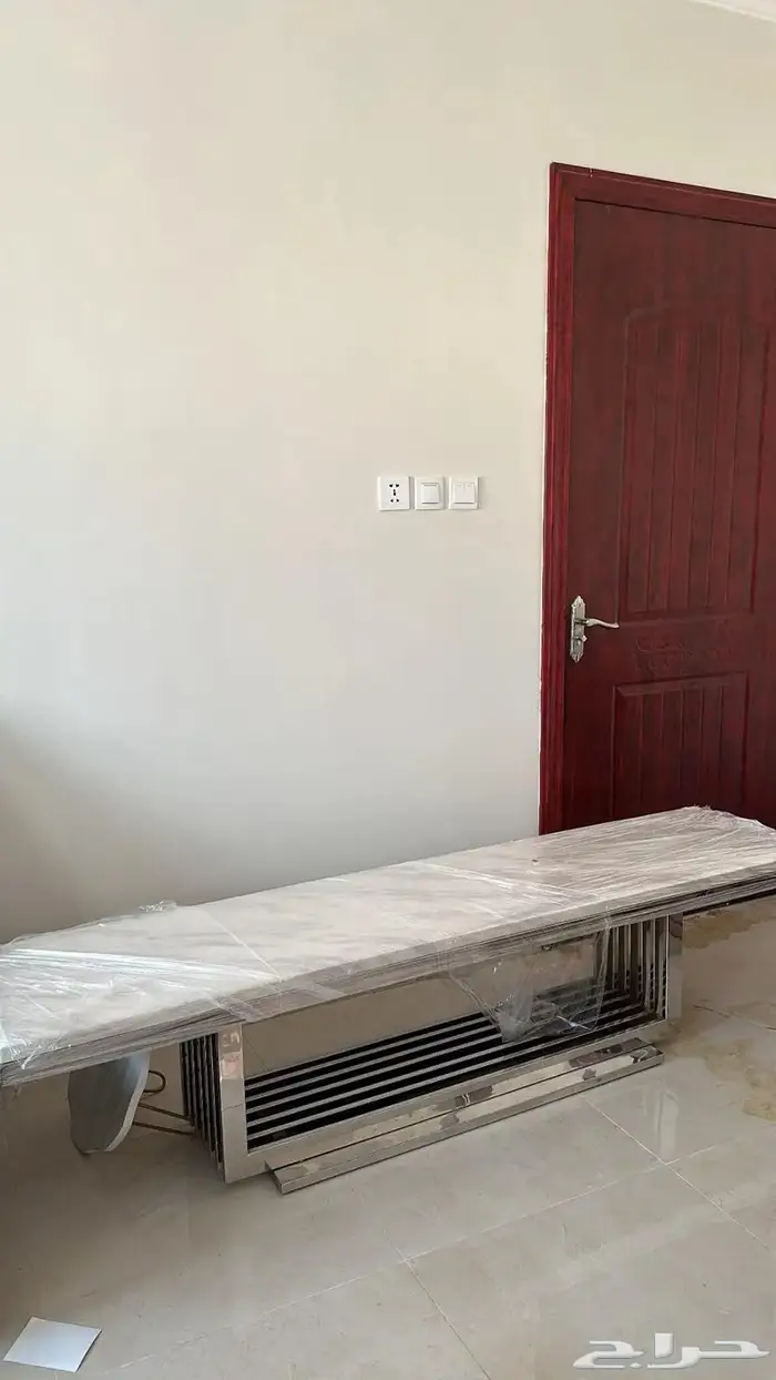 طاوله تلفزيون ستيل ورخام جديده استهدام بسيط 0