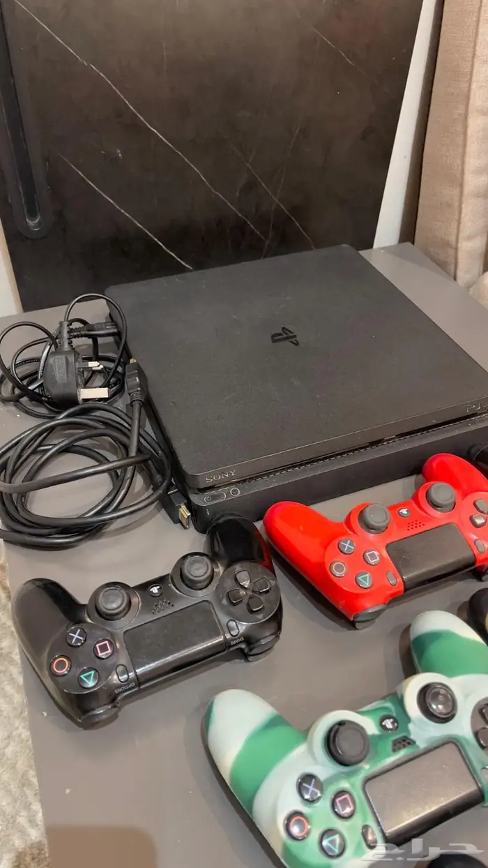 للبيع سوني 4 نظيف 1