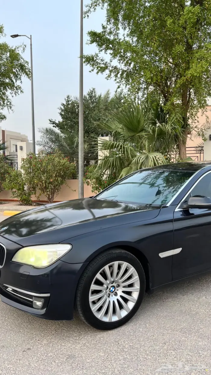 بي ام دبليو 2014 - 740Li 0