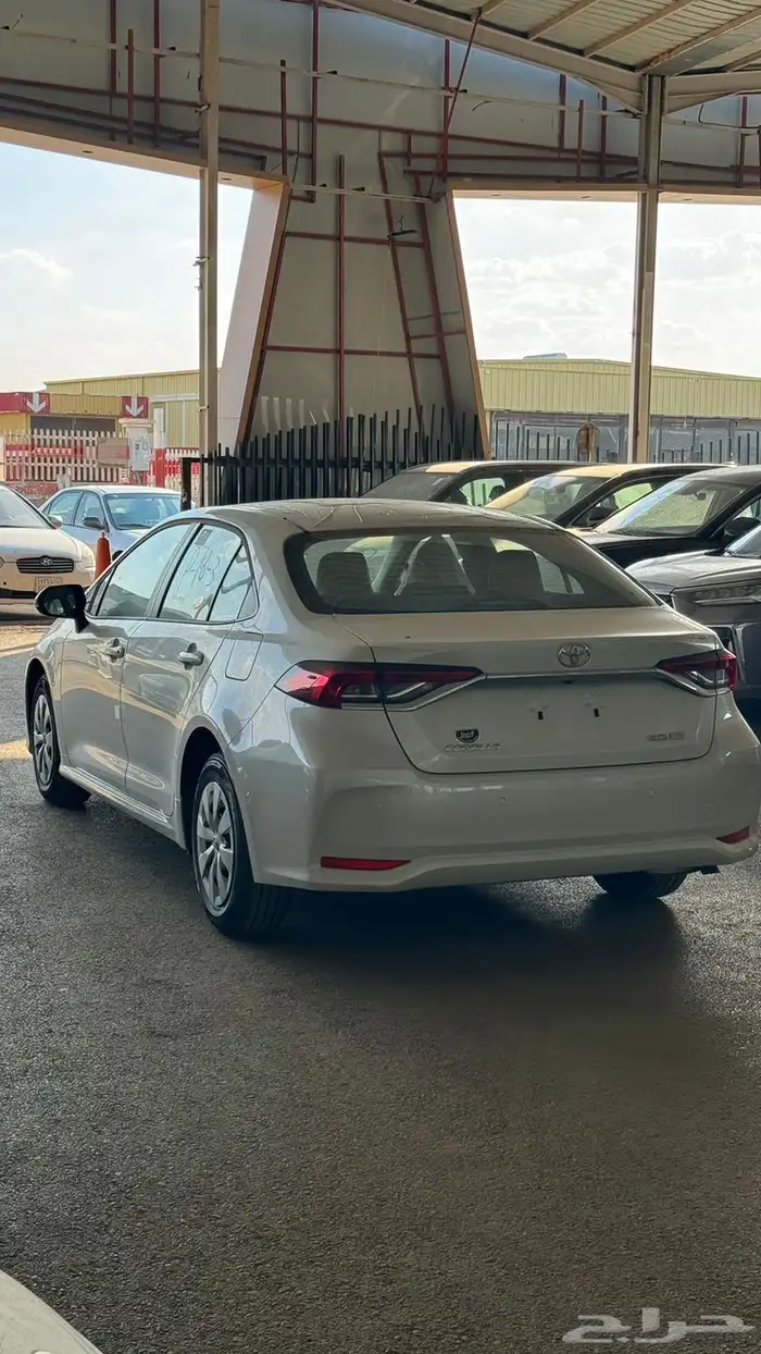 تويوتا كورولا مكينه 2.0 فئه استاندر 3