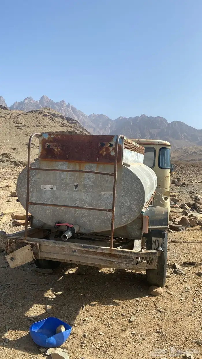 جيب شاص مركب عليه وايت ماءموديل79الجربقس3 1