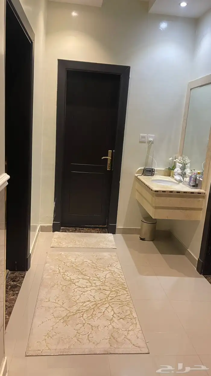 شقة للبيع بالأثاث كامل عكاظ 8
