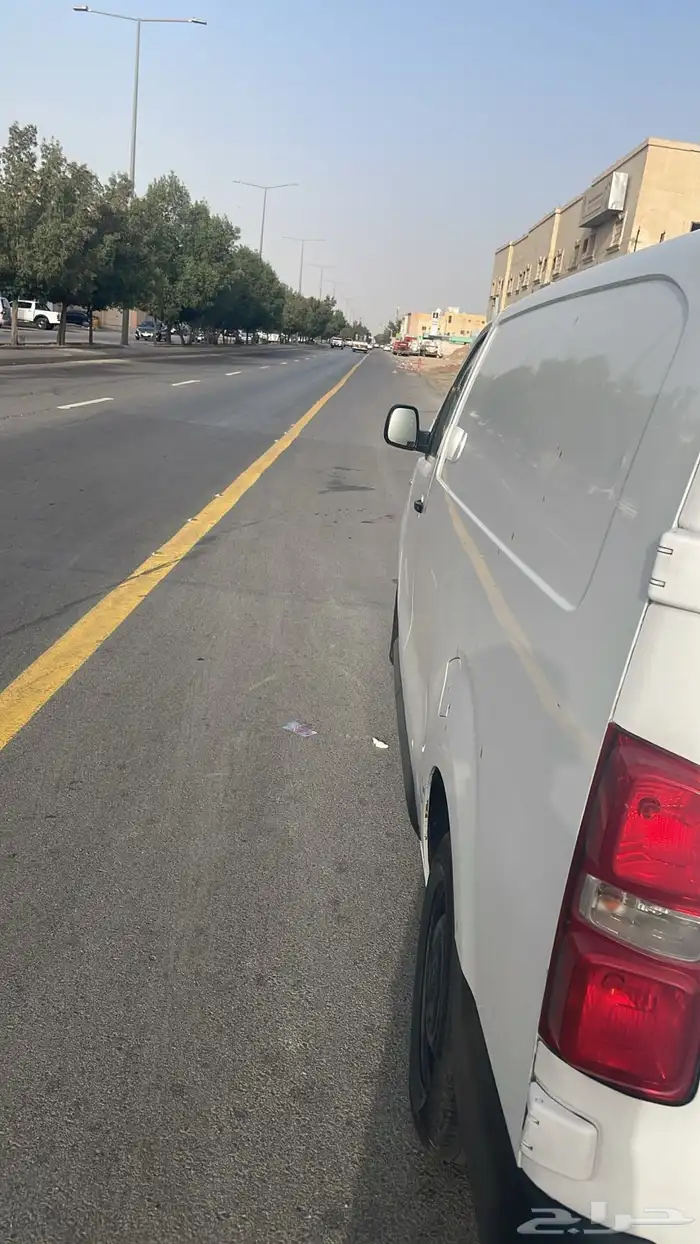 سيارة بيجو بضائع 6