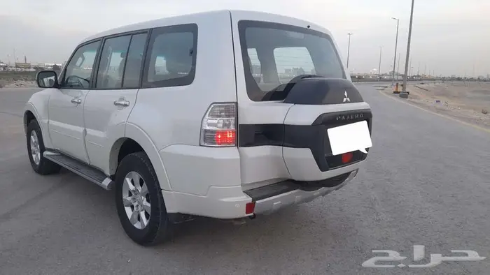 ميتسوبيشي باجيرو موديل 2017 GLS 9