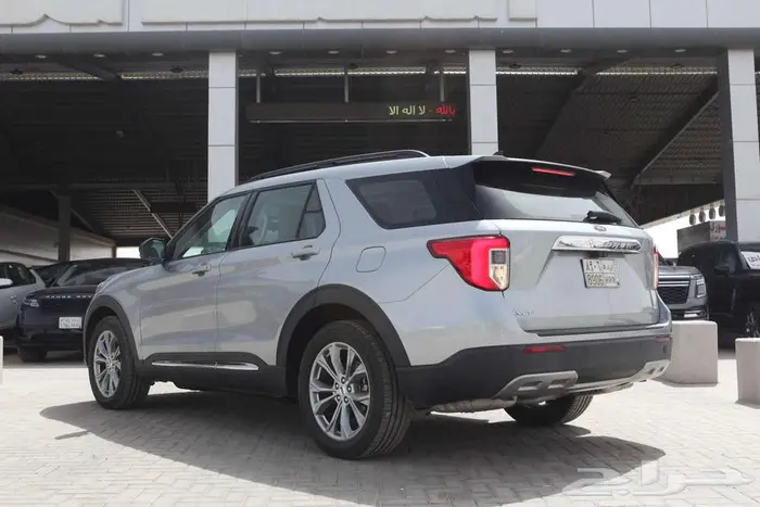 فورد اكسبلورر XLT موديل 2022 3