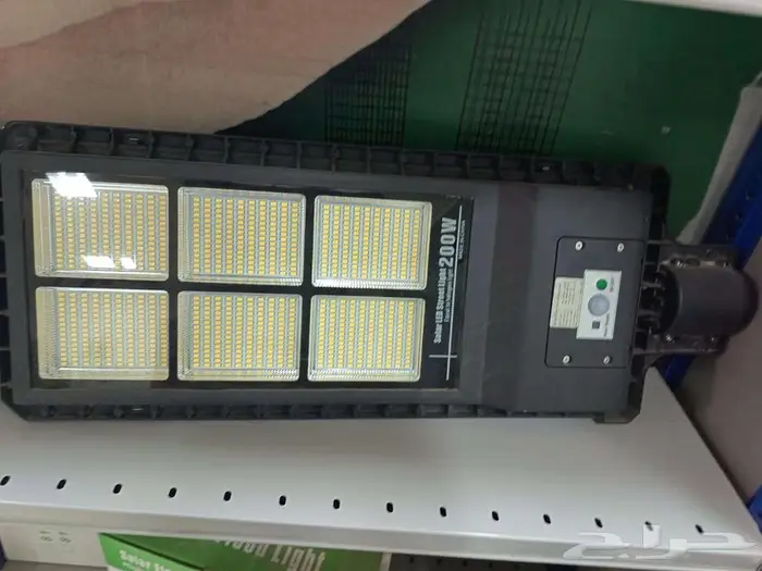 تصفيات كشافات انارة بالطاقة الشمسية بنصف السعر 4