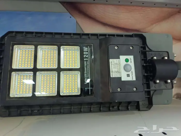 تصفيات كشافات انارة بالطاقة الشمسية بنصف السعر 0